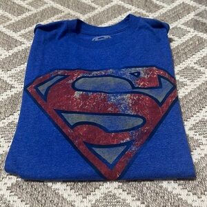 NWOT- Superman Men’s medium Tee